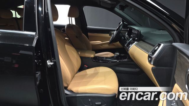 Kia Sorento Gasoline 2.5T 2WD — photo 1 of 36