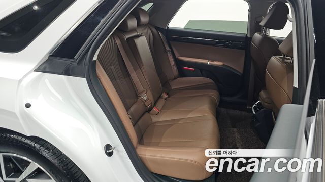Hyundai Grandeur 2,5 Gasoline 2WD — photo 1 of 36