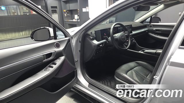 Hyundai Sonata 2.0 LPG(Taxi) — photo 1 of 30