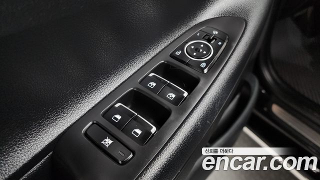 Hyundai Grandeur 2.4 Modern — photo 1 of 30