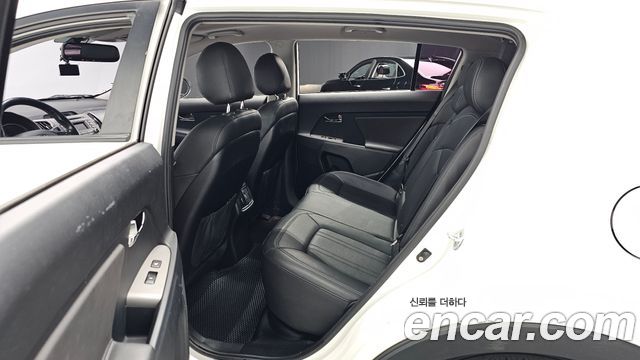 2014 Kia Sportage Diesel 2WD Prestige, photograph 7
