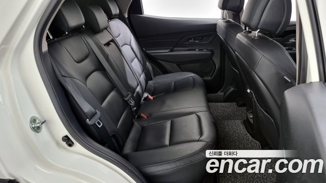 KG_Mobility_Ssangyong KORANDO Gasoline 1.5 4WD C7 — photo 1 of 20