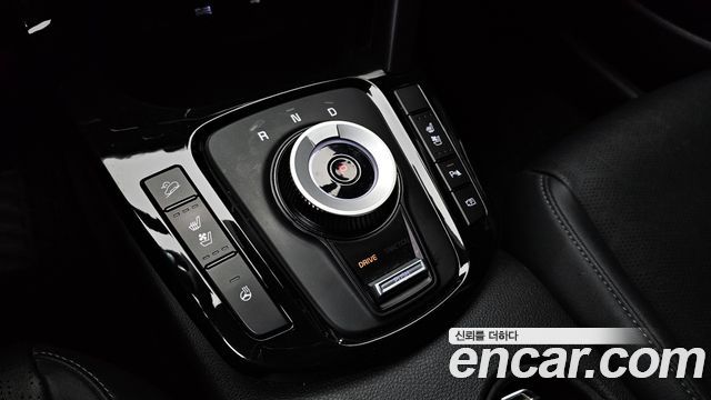 Kia Seltos Gasoline 1.6 Turbo 2WD — photo 1 of 20
