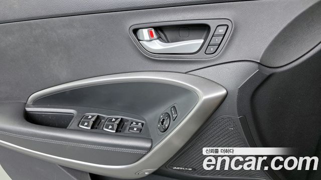2015 Hyundai Maxcruz Diesel(e-VGT) 2.2 2WD Exclusive, photograph 12
