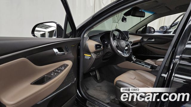 Hyundai Santafe Diesel 2,0 4WD — photo 1 of 20