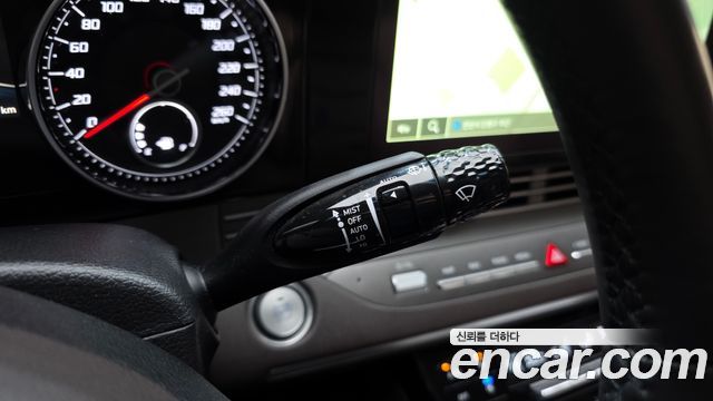 Hyundai Grandeur Exclusive — photo 1 of 20