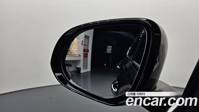 Genesis GV80 2.5T Gasoline AWD — photo 1 of 20