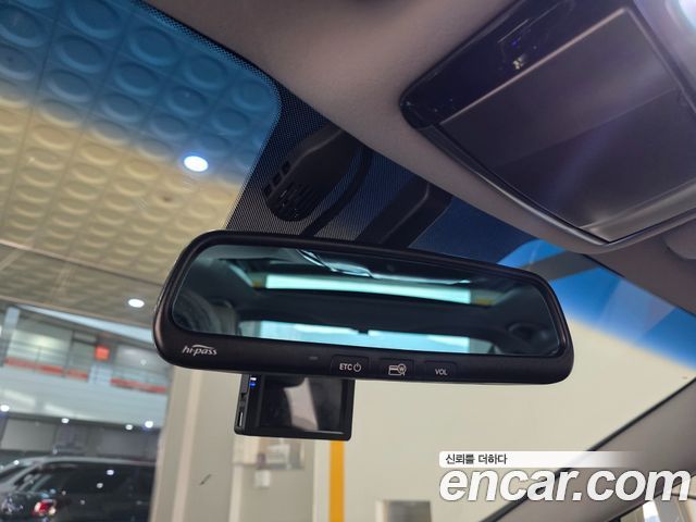 Hyundai Grandeur HG300 Premium — photo 1 of 19