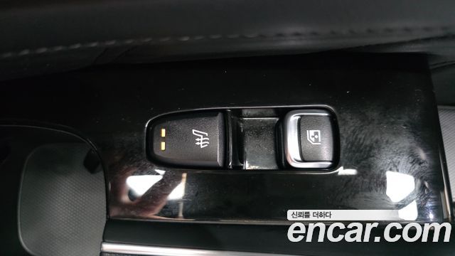 Kia Sorento Diesel 2.2 2WD — photo 1 of 20