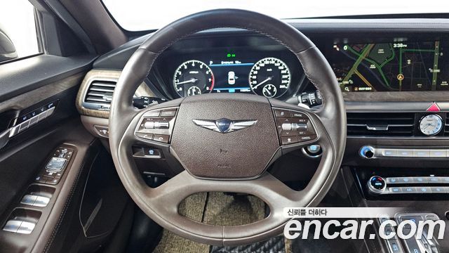 Genesis G90 3.3 T AWD — photo 1 of 20