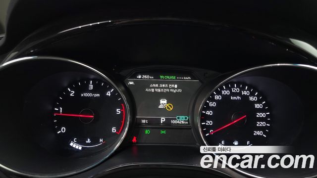 Kia Canival 9-Seater Noblesse Special — photo 1 of 20