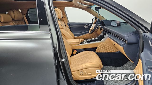 Genesis GV80 2.5T Gasoline 2WD — photo 1 of 33