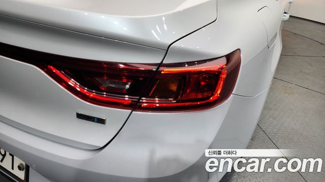 Renault-KoreaSamsung SM6 1.5 dCi LE — photo 1 of 34