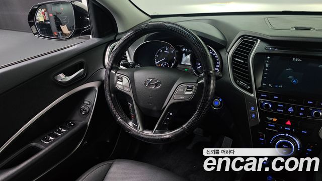 Hyundai Santafe Diesel 2.0 4WD — photo 1 of 20