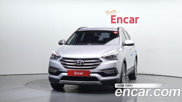 Hyundai Santafe Diesel 2.0 2WD — photo 1 of 30