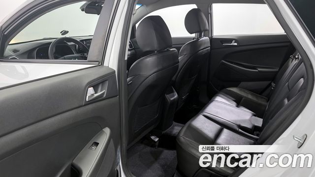 Hyundai Tucson Diesel 1.6 2WD — photo 1 of 30