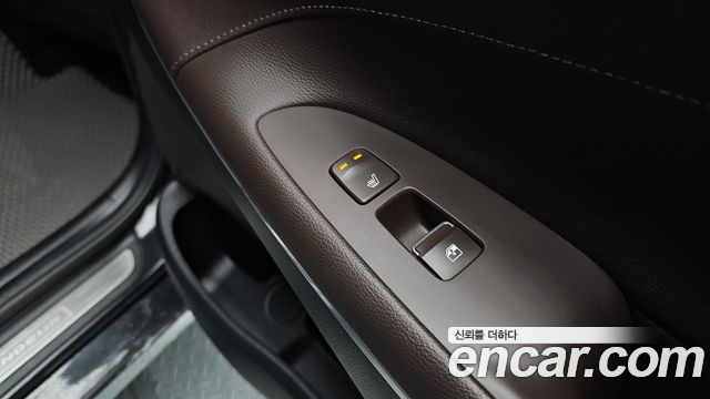 2020 Hyundai Grandeur 2.5, photograph 2