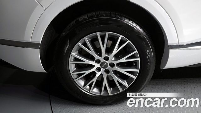 Genesis GV80 2.5T Gasoline AWD — photo 1 of 33