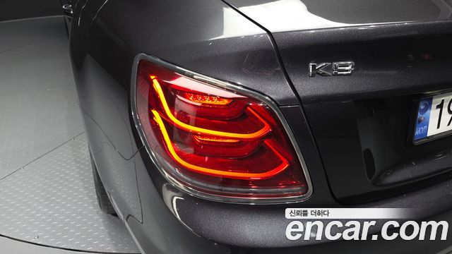 Kia K9 3.8 GDI — photo 1 of 32