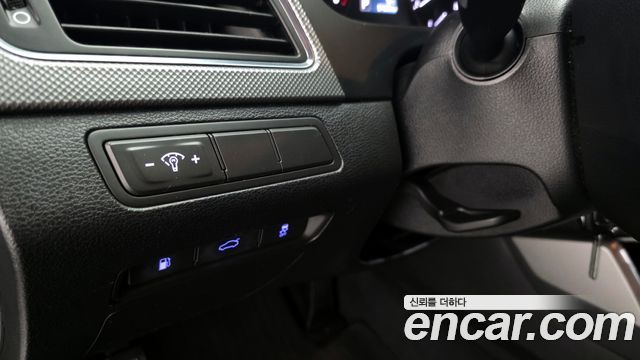 Hyundai Sonata 2.4 Style — photo 1 of 32