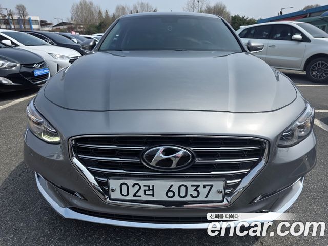 Hyundai Grandeur 2.4 Premium — photo 1 of 20
