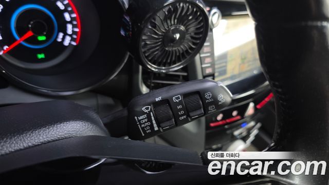 2018 KG_Mobility_Ssangyong TIBOLI Diesel GearⅡ 2WD, photograph 9