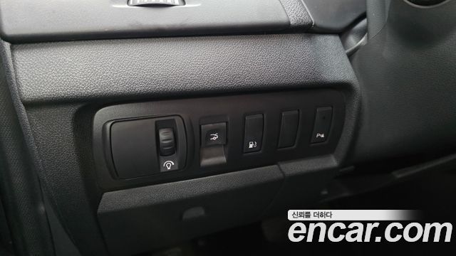 Renault-KoreaSamsung SM3 LE Plus — photo 1 of 24