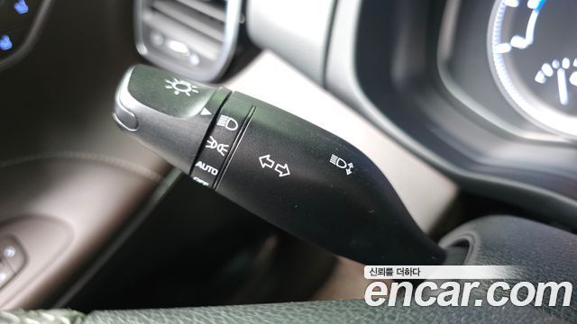 Hyundai Grandeur Exclusive — photo 1 of 34