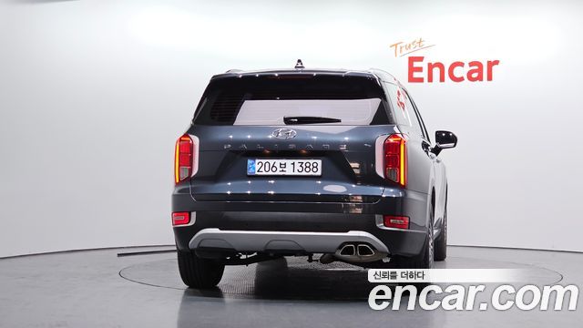Hyundai Palisade Diesel 2.2 2WD — photo 1 of 20