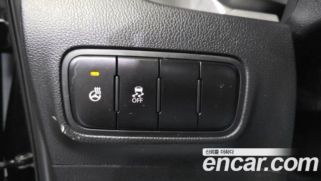 Kia RAY Luxury — photo 1 of 31