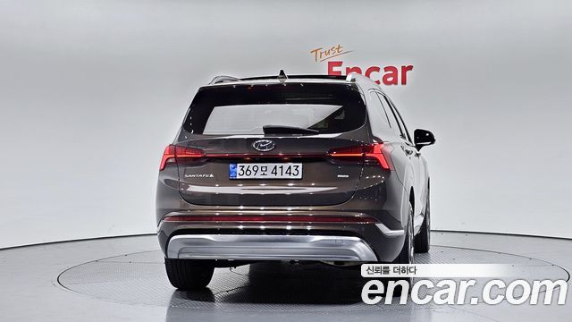 Hyundai Santafe Gasoline 2.5T 4WD — photo 1 of 20