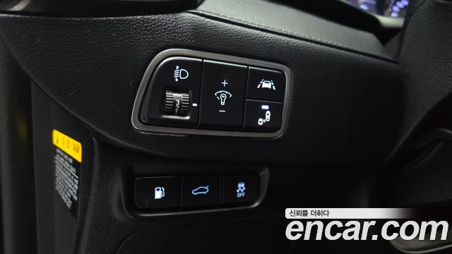 Hyundai Grandeur 2.4 Premium — photo 1 of 20