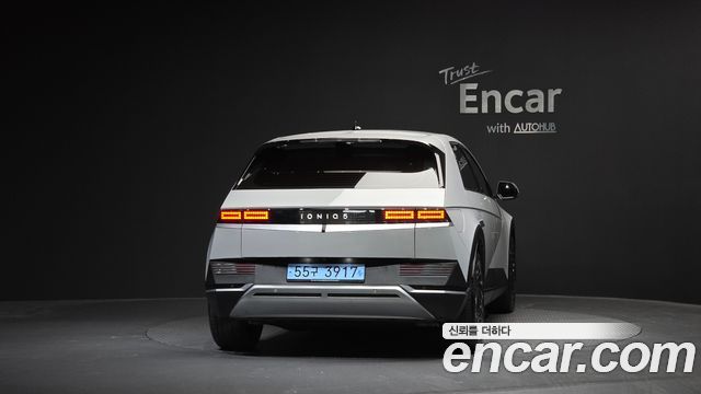 Hyundai Ioniq5 Long range — photo 1 of 33