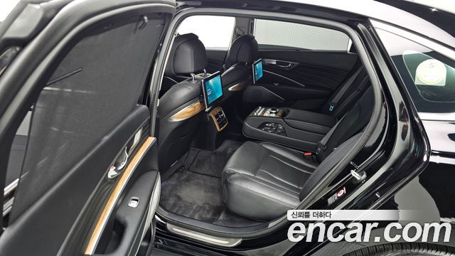 Kia K9 3.3 GDI AWD — photo 1 of 32