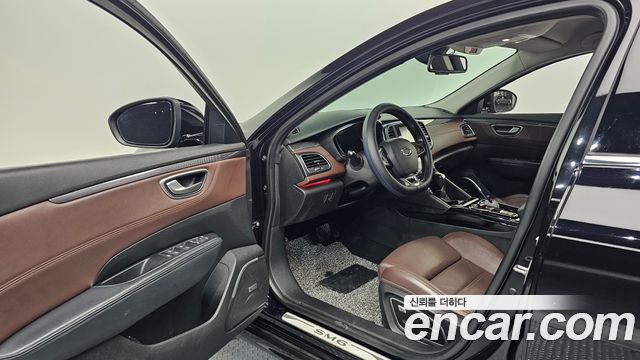 Renault-KoreaSamsung SM6 2.0 LPe LE (Disabled) — photo 1 of 33