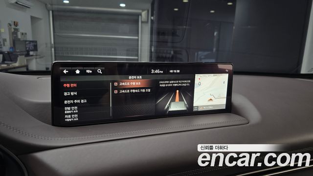 Genesis GV80 2.5T Gasoline AWD — photo 1 of 31