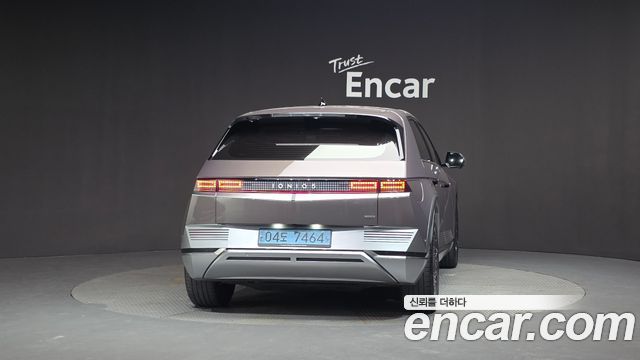 2021 Hyundai Ioniq5 Long Range AWD, photograph 3