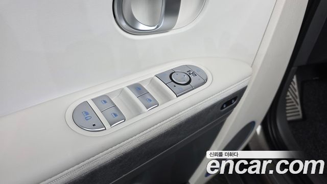 2021 Hyundai Ioniq5 Long Range AWD, photograph 2