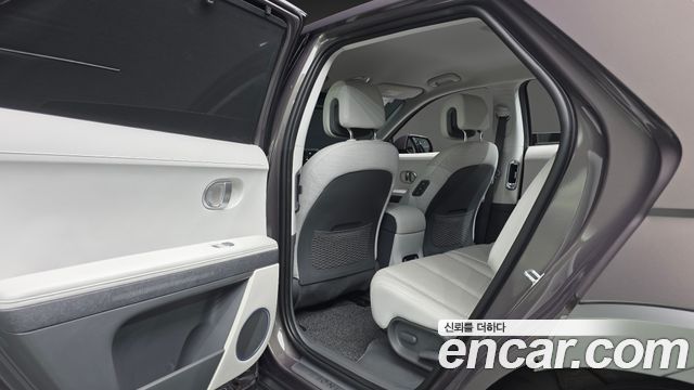 2021 Hyundai Ioniq5 Long Range AWD, photograph 8