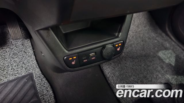 Kia RAY Luxury — photo 1 of 31