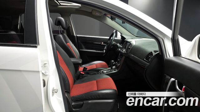 ChevroletGMDaewoo Captiva 2WD Dynamic Red — photo 1 of 30