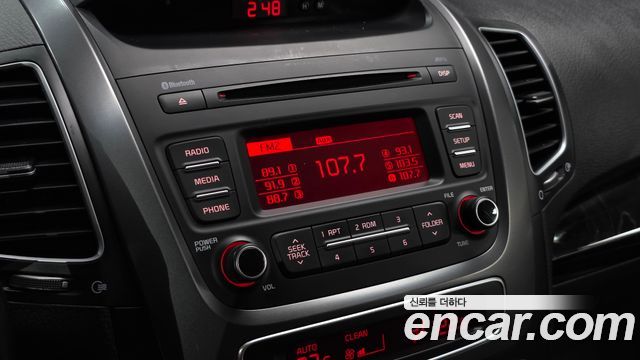 Kia Sorento Diesel 2.0 2WD — photo 1 of 20