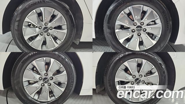 Kia K5 Prestige — photo 1 of 20