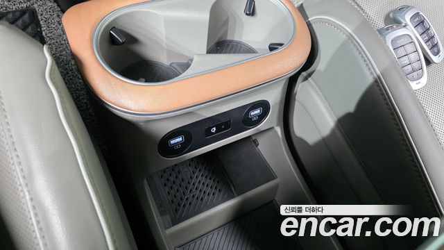 Hyundai Ioniq5 Long range — photo 1 of 33
