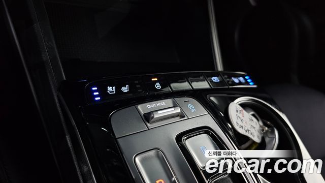 Hyundai Tucson Gasoline 1.6 Turbo 2WD — photo 1 of 30