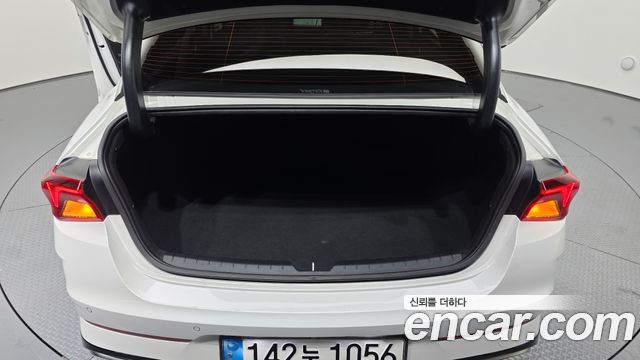 Kia K5 Prestige — photo 1 of 30