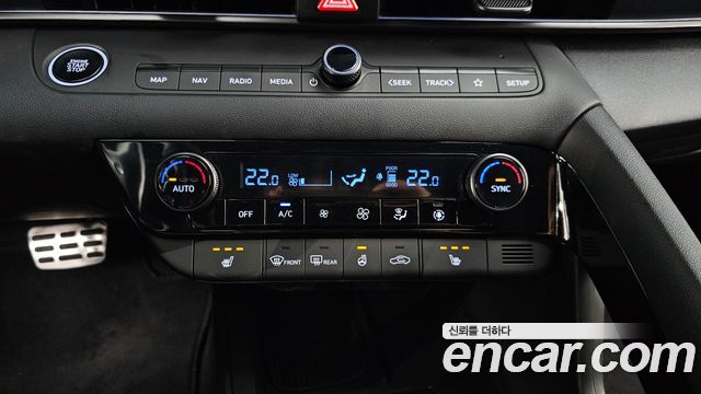 Hyundai AVANTE 2.0 N — photo 1 of 33