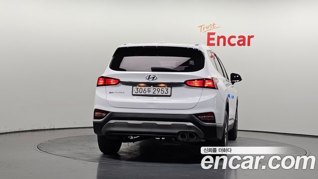Hyundai Santafe Diesel 2.0 2WD — photo 1 of 30