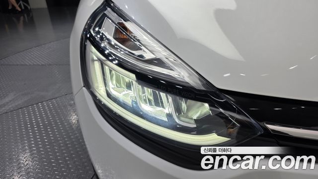 Renault-KoreaSamsung Cilo Intens — photo 1 of 31