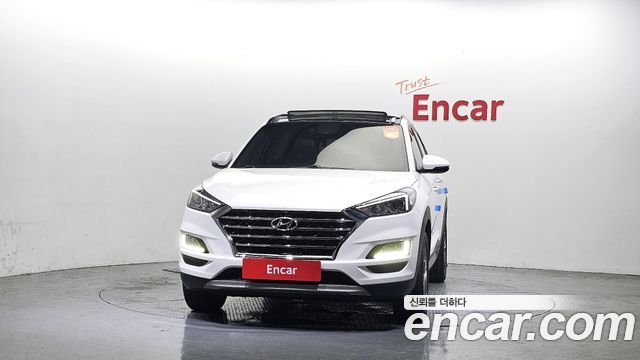 Hyundai Tucson Gasoline 1.6 turbo 2WD — photo 1 of 31